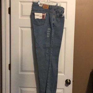 Women’s Levi Jeans